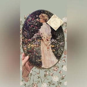 NWT Shabby Victorian Lady Woman Oval Picture Frame Gold Chain Wall Hanging Flue